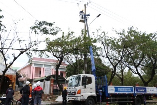 Hôm nay cấp điện lại tới trung tâm huyện, thị bị ảnh hưởng bởi bão số 9 