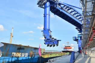 Nhiệt điện Sông Hậu 1 tiếp nhận lô than đầu tiên, phục vụ chạy thử 