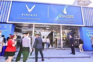 VinFast khai trương đồng loạt 64 showroom xe máy điện 
