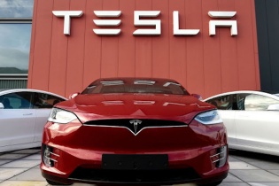 Tesla sẽ thâm nhập thị trường tín dụng nhiên liệu tái tạo 