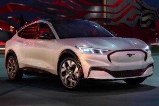 Ford đầu tư mạnh, mục tiêu 40% sản lượng xe điện trong doanh số vào năm 2030