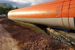 Lật xe chở thiết bị điện gió ở Đắc Lắk