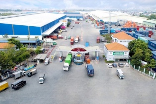 Bình Dương: Doanh nghiệp khó khăn, số tờ khai hải quan giảm 42%