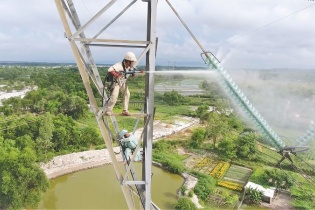 Sẽ dùng AI để “soi bất thường” trên đường dây truyền tải 