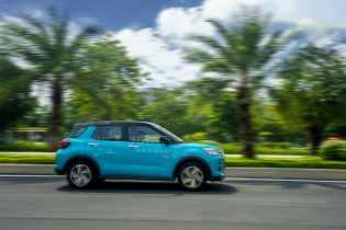 Thanh toán 105,4 triệu đồng đã rước được Toyota Raize nhập khẩu về nhà 