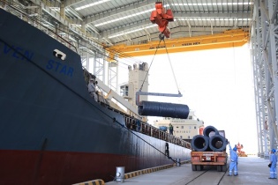 Xuất khẩu thép xây dựng của Hòa Phát tăng 90% 