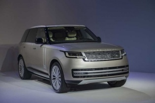 Range Rover mới đã có gần 100 đơn hàng trước khi ra mắt