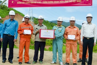 EVN có 18 hợp đồng mua điện từ 23 dự án tại Lào 