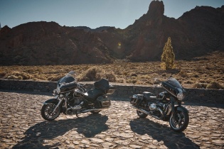 BMW thêm hai mẫu touring R 18 B và R 18 Transcontinental cho dân chơi cuối năm 