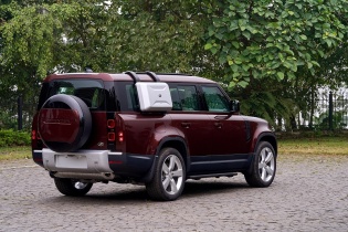 Defender 130 - biến thể khủng trong gia đình Defender