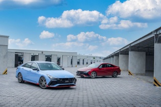 Tới lượt Hyundai Elantra N ra mắt xe đua đường phố 
