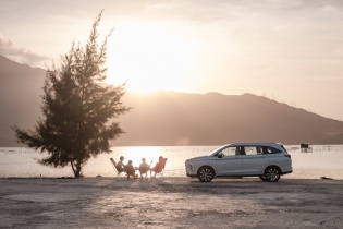 Toyota tung khuyến mãi cho Veloz Cross & Avanza Premio 
