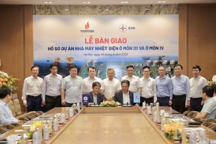 EVN bàn giao hồ sơ Dự án nhiệt điện Ô Môn III và IV cho Petrovietnam 