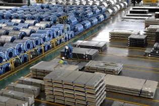 Hai bộ được giao nghiên cứu quy định quản lý chất lượng thép nhập khẩu
