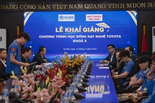 25 học sinh được dạy nghề sửa chữa ô tô miễn phí