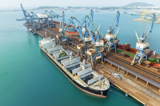 Hòa Phát đạt 6.800 tỷ đồng lợi nhuận sau thuế trong năm 2023 