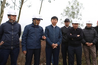 Đốc thúc nhà thầu chậm tiến độ, Chủ tịch EVNNPT yêu cầu chọn nhà thầu thay thế 