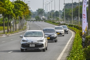 Toyota Việt Nam giảm giá hàng chục triệu với Veloz Cross và Vios để kích cầu 