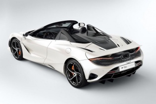 Siêu xe McLaren 750S đã tìm thấy những chủ nhân đầu tiên tại Việt Nam 