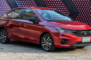 Honda City giá dưới 500 triệu đồng còn được hỗ trợ phí trước bạ 