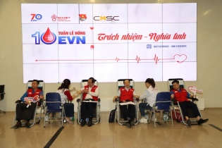 Mùa hiến máu tình nguyện lần thứ 10 tại EVN