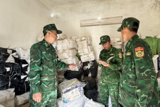 Lực lượng biên phòng Đồng Tháp tăng cường chống thuốc lá lậu 