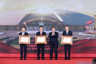 EVN và EVNPT được trao tặng Huân chương Lao động hạng Ba 