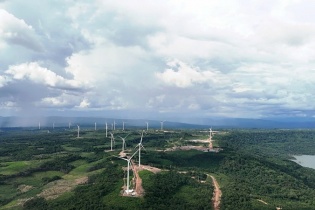 Khát vọng tạo giá trị bền vững từ năng lượng tái tạo của Bầu Hiển