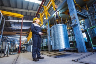 Thép dây mạ kẽm Hòa Phát hưởng thuế bằng 1/27 thuế áp cho doanh nghiệp khác 