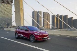 Xe điện của Ford chơi lớn khi giảm giá 900 triệu đồng 