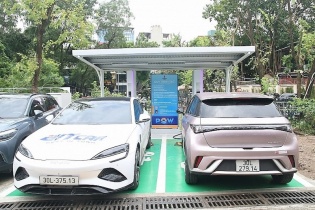 Lộ diện áp lực mới trong cấp điện cho xe điện