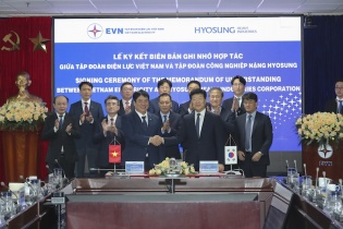 EVN tăng cường hợp tác với 3 doanh nghiệp lớn của Hàn Quốc 