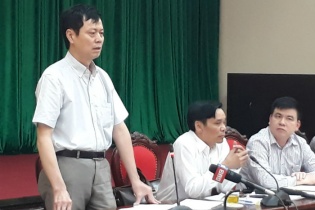 Thời tiết diễn biến phức tạp, Hà Nội bất lực trước tình trạng ngập úng