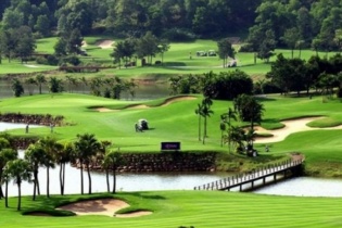 Nghiên cứu xây dựng khu sinh thái và sân tập golf Vân Tảo gần 65 ha
