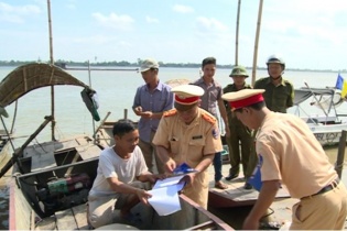 Mở đợt cao điểm kiểm tra các phương tiện thủy nội địa trên toàn quốc