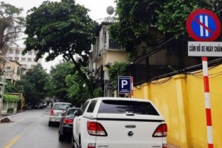 Hà Nội: Xử phạt trên 240 phương tiện vi phạm đỗ xe theo ngày chẵn - lẻ 