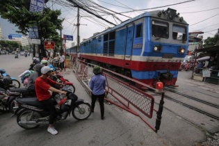 Ngành đường sắt đầu tư hệ thống cảnh báo tự động cho gần 280 đường ngang