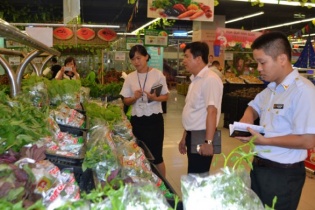 Hà Nội xử phạt 64 cơ sở vi phạm trong phát triển chuỗi thực phẩm nông sản an toàn 