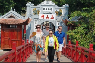 Hà Nội tìm giải pháp kích cầu, nhắm mục tiêu đón 31,88 triệu lượt khách năm 2020