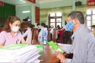 Hà Nội bổ sung 650 tỷ đồng giúp đối tượng chính sách, người nghèo vượt qua dịch COVID-19