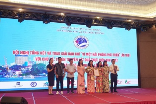 Trao giải báo chí “Vì một Hải Phòng phát triển” lần thứ I