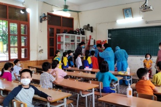 Nhiều trường ở Hải Dương, Hải Phòng cho học sinh học online, nghỉ học để phòng dịch