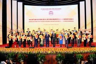 Hải Dương trao giấy chứng nhận đầu tư cho 27 dự án trị giá hơn 1,5 tỷ USD