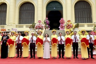 Trưng bày Bảo vật quốc gia – Sưu tập An Biên tại Bảo tàng Hải Phòng