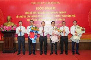 Thành ủy Hải Phòng công bố các quyết định về công tác cán bộ