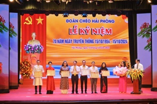 Đoàn Chèo Hải Phòng phát huy vai trò người “nghệ sĩ - chiến sĩ” trong mặt trận văn hóa