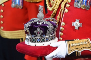 Ngôi vương vốn điều lệ công ty chứng khoán có đổi chủ?