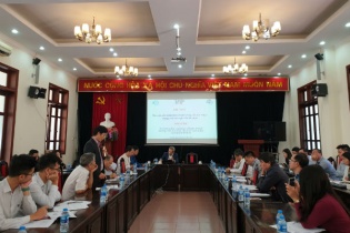 Doanh nghiệp nhà nước phổ cập máy tính và Internet cao hơn, nhưng sử dụng ít hơn doanh nghiệp tư nhân