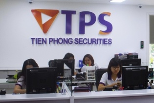 Chứng khoán Tiên Phong lãi lớn nhờ tư vấn tài chính, mạnh tay huy động thêm vốn