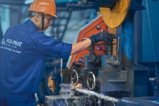 Thanh khoản kỷ lục trước mốc 1.000 điểm, hơn 120 tỷ đồng vốn ngoại đổ vào Hòa Phát